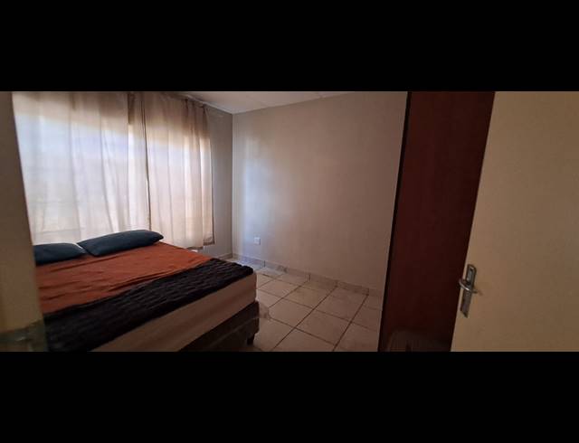 3 BEDROOM APARTMENT FOR SALE IN WATERVAL EAST